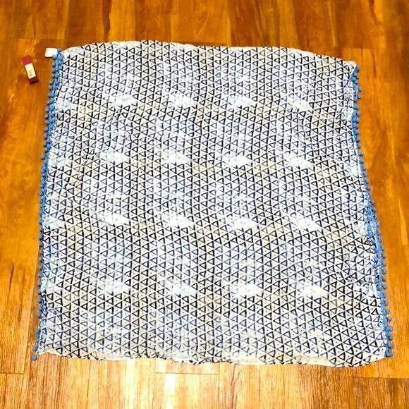 Merona Blue Diamond Blanket Scarf - Picture 3 of 6